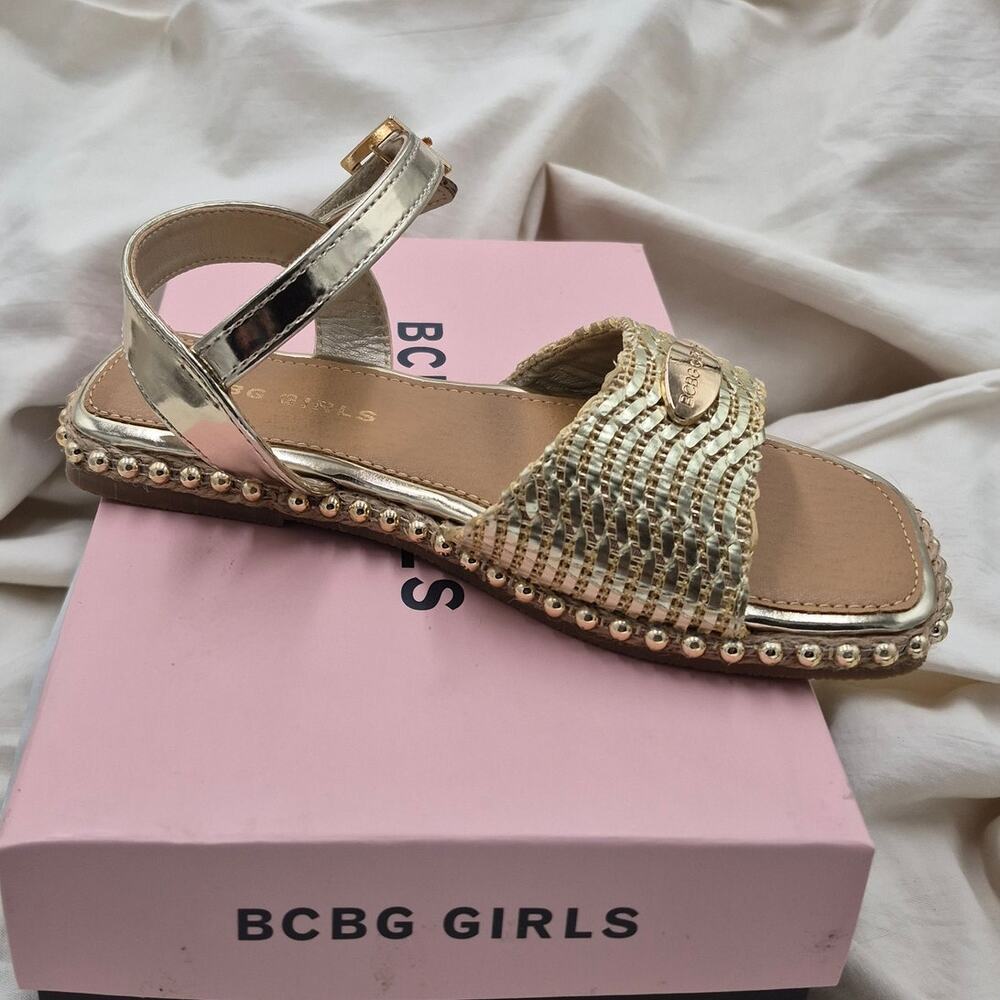 NEW BCBG Girls Elsa sandals in a metallic gold finish size 2
